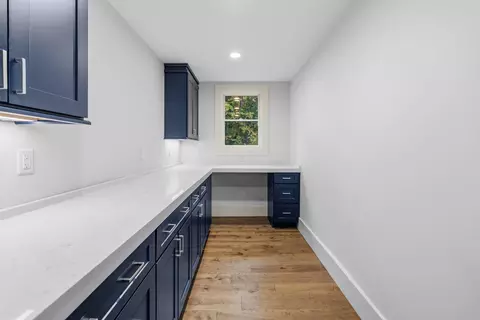 Entry Way - 80 Locust Ln, Needham, MA 02492 photo 2 of 7