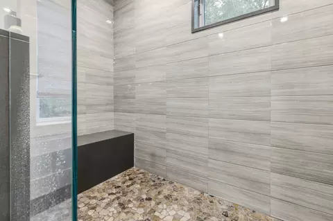 Bath - 80 Locust Ln, Needham, MA 02492 photo 5 of 5