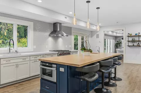 Kitchen - 80 Locust Ln, Needham, MA 02492 photo 4 of 6