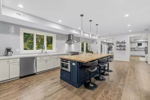 Kitchen - 80 Locust Ln, Needham, MA 02492 photo 5 of 6