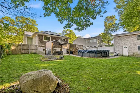 Exterior - 29 Reservoir St, Fall River, MA 02723 photo 6 of 7