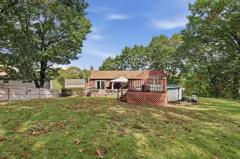 Exterior - 14 Dibble Rd, Lynn, MA 01904 photo 8 of 9