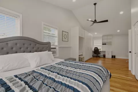 Bedroom - 724 Woodman St, Fall River, MA 02724 photo 2 of 5