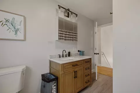 Bath - 724 Woodman St, Fall River, MA 02724 photo 3 of 4