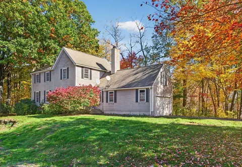 9 Arbor Dr, Shrewsbury, MA 01545