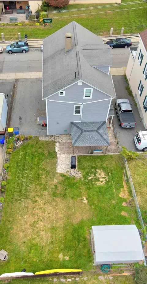 View/Area - 177 William St, Fall River, MA 02721 photo 1 of 1