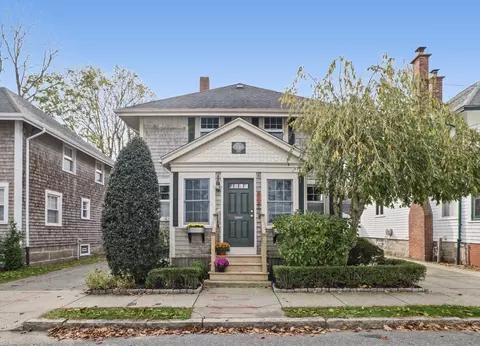 194 Clinton St, New Bedford, MA 02740
