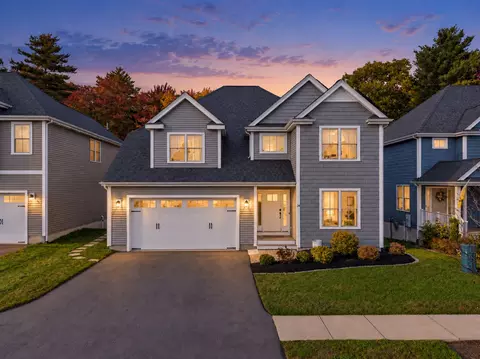 24 Douglas St, Weymouth, MA 02190