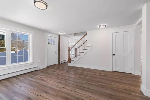 Living - 67 Maple St, Oakham, MA 01068 photo 2 of 7
