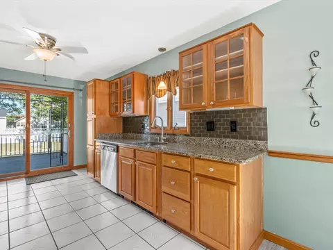 Kitchen - 7 Galavotti Ave, Wareham, MA 02571 photo 4 of 4
