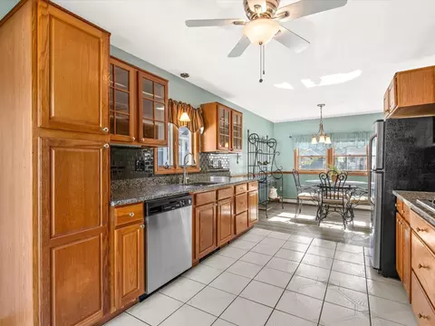 Kitchen - 7 Galavotti Ave, Wareham, MA 02571 photo 3 of 4