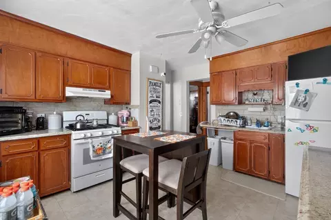 Kitchen - 101-103 Draper St, Springfield, MA 01108 photo 1 of 6
