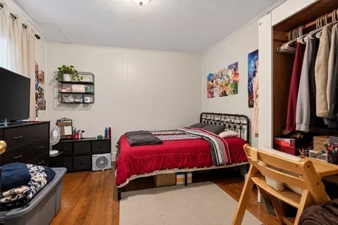 Bedroom - 101-103 Draper St, Springfield, MA 01108 photo 3 of 9