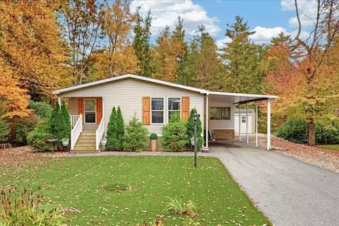 18 S Meadow Vlg # -4, Carver, MA 02330