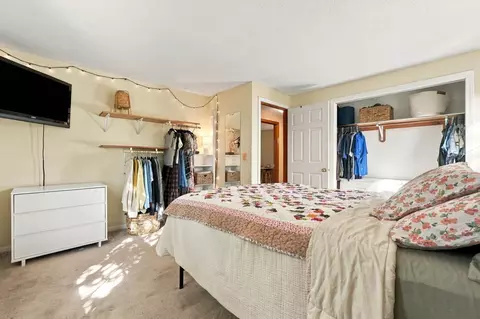 Bedroom - 5 Maxine Cir, Easthampton, MA 01027 photo 5 of 5