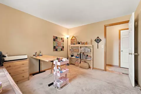 Other - 5 Maxine Cir, Easthampton, MA 01027 photo 2 of 12