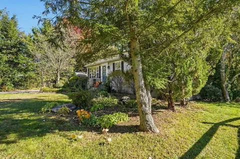 Exterior - 5 Maxine Cir, Easthampton, MA 01027 photo 12 of 14