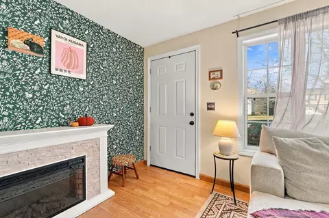 Entry Way - 5 Maxine Cir, Easthampton, MA 01027 photo 1 of 1