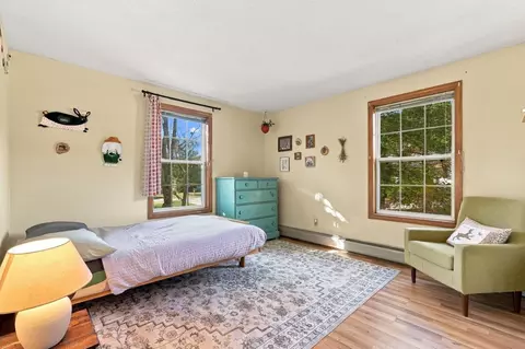 Bedroom - 5 Maxine Cir, Easthampton, MA 01027 photo 1 of 5