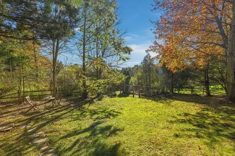 Exterior - 5 Maxine Cir, Easthampton, MA 01027 photo 8 of 14