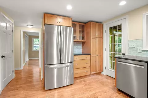 Entry Way - 149 S Acton, Stow, MA 01775 photo 2 of 3