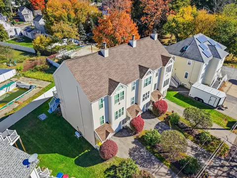 View/Area - 10 Eugene St #10, Lowell, MA 01852 photo 2 of 3