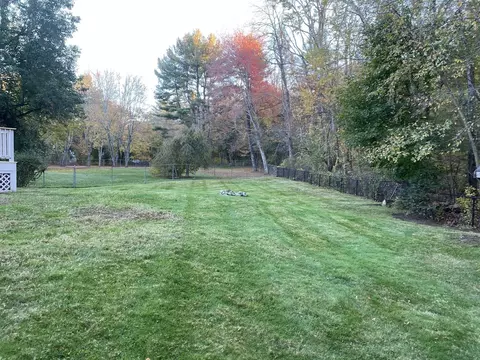 Exterior - 622 Winter St, Walpole, MA 02081 photo 4 of 10