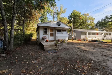 9 Pine Way, Carver, MA 02330