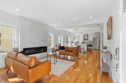 9-11 Harriet Ave #9, Belmont, MA 02478
