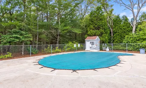 Exterior - 70 Cape Dr #7D, Mashpee, MA 02649 photo 4 of 4