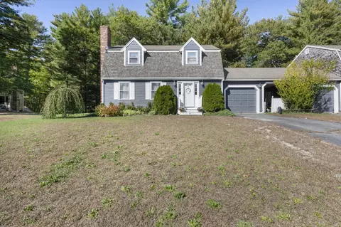 26 Flagstone Pl #26, Bridgewater, MA 02324