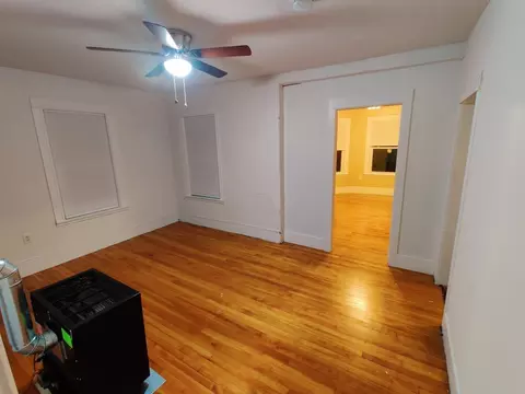 Living - 14 Wall St, Worcester, MA 01604 photo 2 of 4