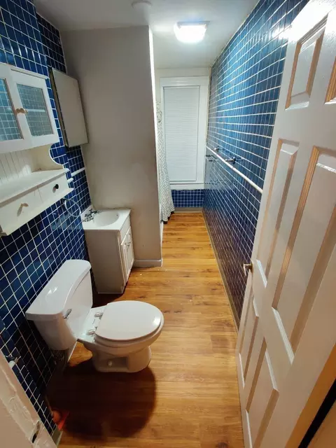 Bath - 14 Wall St, Worcester, MA 01604 photo 2 of 2