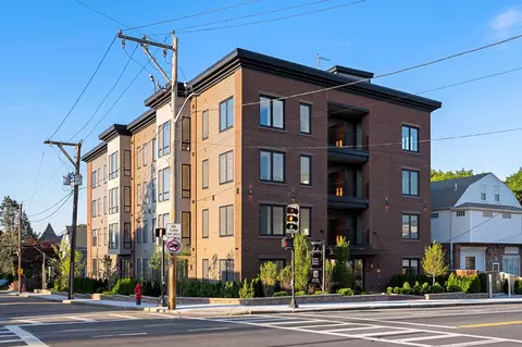 388 Washington St #405, Quincy, MA 02169