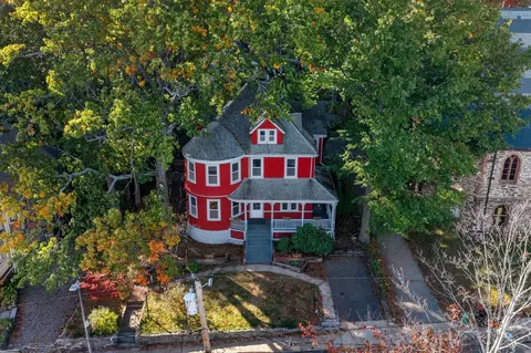 9 Newbern St, Jamaica Plain, MA 02130