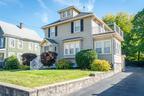 102 Hall Pl, Quincy, MA 02169