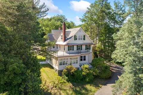 56 Vinton St #6, Melrose, MA 02176