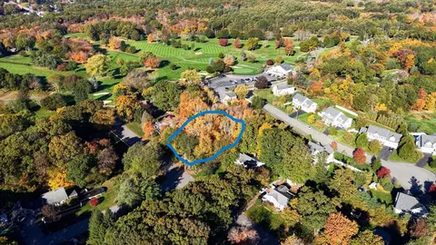 85 Norborough Dr, North Attleboro, MA 02760