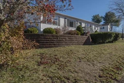 9 Headlands Dr, Plymouth, MA 02360