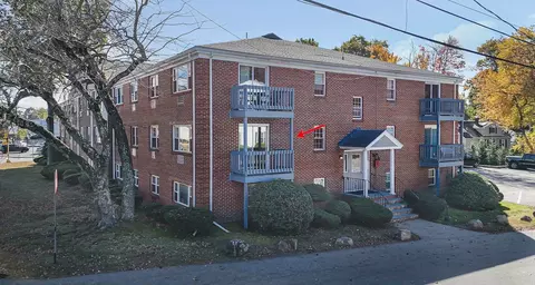 270 Main St #14, North Reading, MA 01864