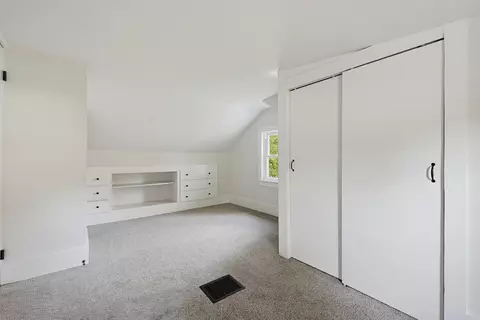 Bedroom - 19 Brookhaven Rd, Worcester, MA 01606 photo 9 of 12