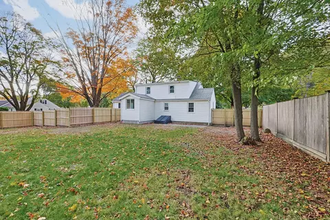 Exterior - 19 Brookhaven Rd, Worcester, MA 01606 photo 3 of 6