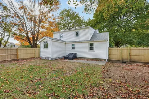 Exterior - 19 Brookhaven Rd, Worcester, MA 01606 photo 2 of 6