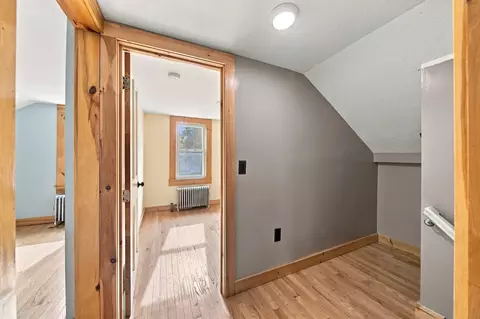 Entry Way - 82 Ryan Rd, Northampton, MA 01062 photo 4 of 4
