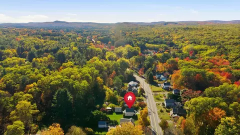View/Area - 82 Ryan Rd, Northampton, MA 01062 photo 3 of 8