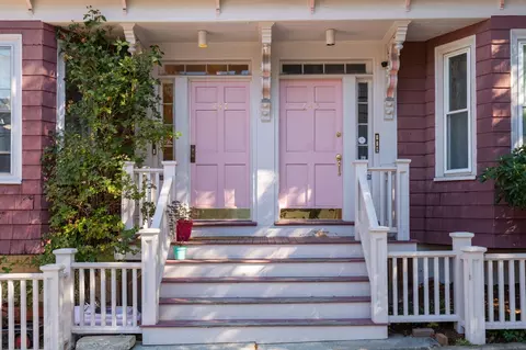 247 Chestnut St #1, Cambridge, MA 02139