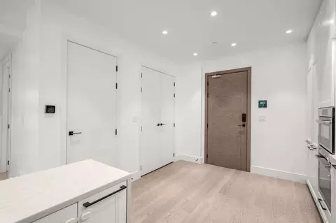 Entry Way - 69 Walnut St #7, Brookline, MA 02445 photo 1 of 2