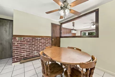 Dining - 286 Peekskill Ave, Springfield, MA 01129 photo 1 of 2