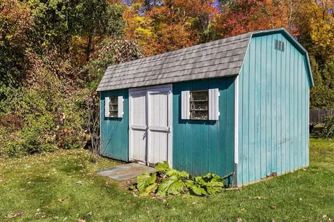 Other - 286 Peekskill Ave, Springfield, MA 01129 photo 1 of 2