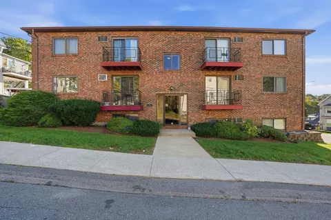 145 Harris St #4, Revere, MA 02151